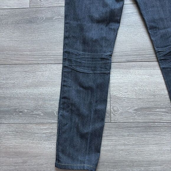 SM204 Guess mid rise skinny jeans - Picture 8 of 11